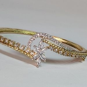 Designer Women's Kada